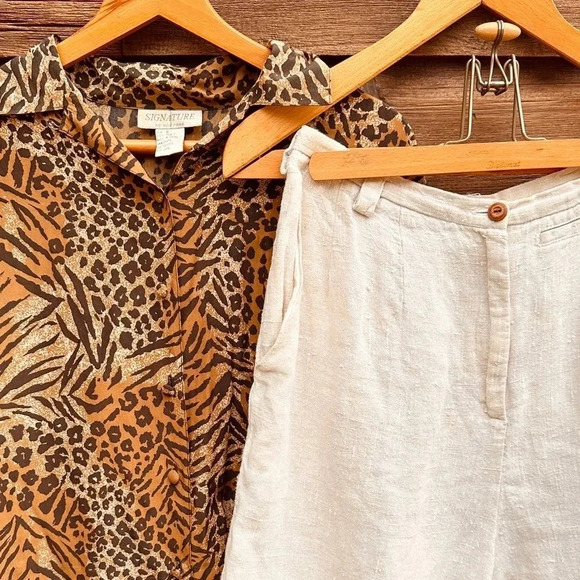 Vintage  Silk Road Blouse - 100%Silk - S - Picture 5 of 9